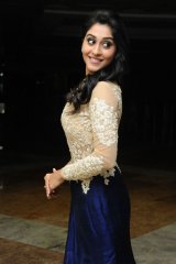 Regina at Pilla Nuvvu leni Jeevitham Success Meet